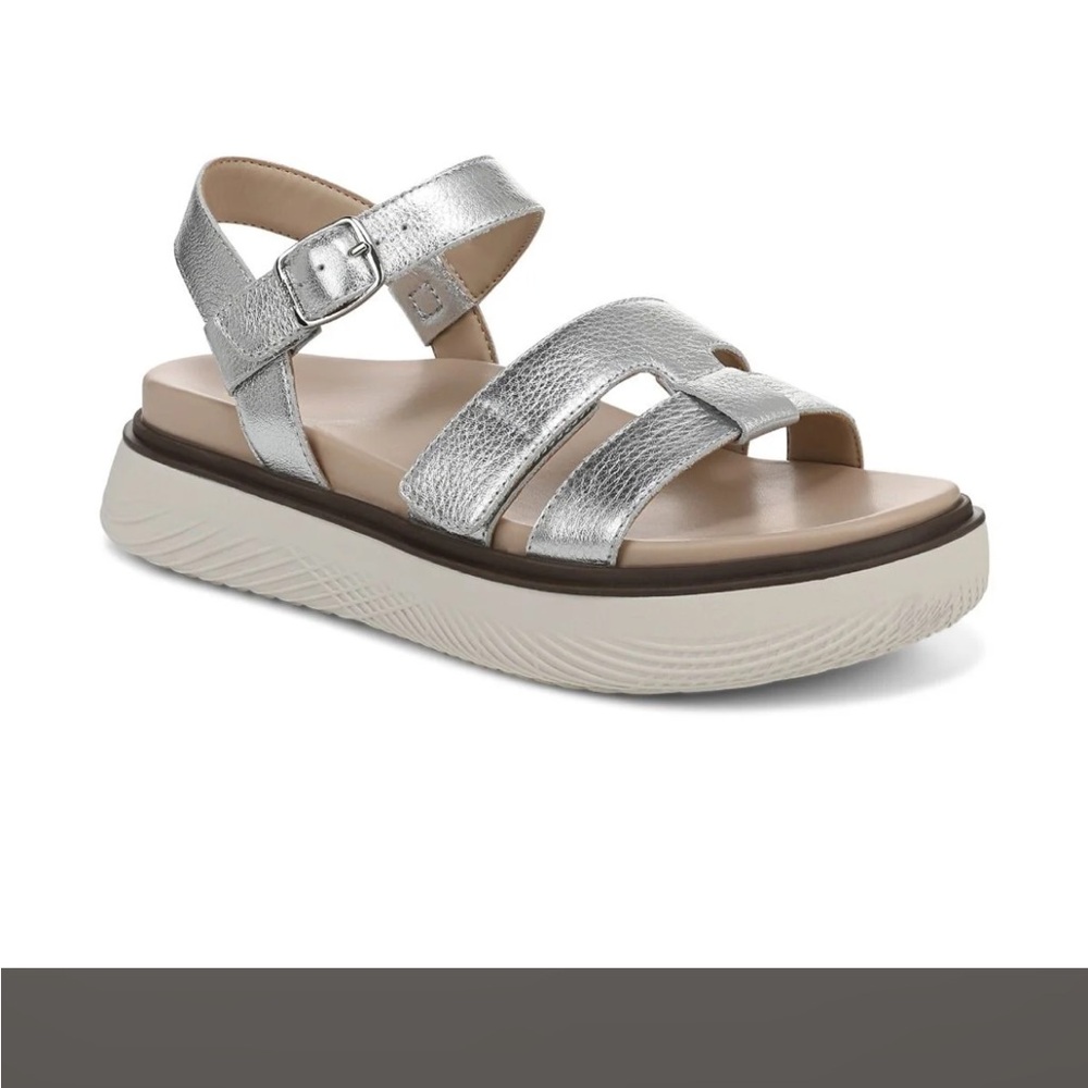 Vionic Solana Silver Platform Sandals with Adjustable Straps - Picture 2 of 7